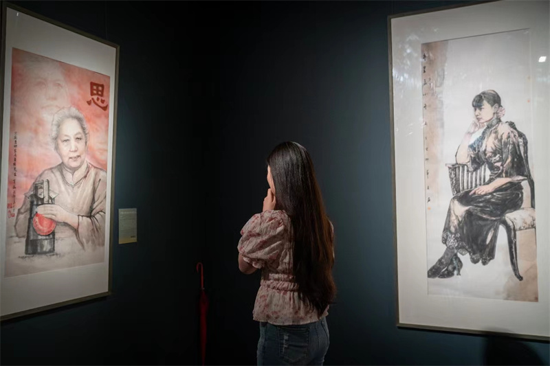 “国粹丹青——北京中轴线梨园文化专题美术展”开幕