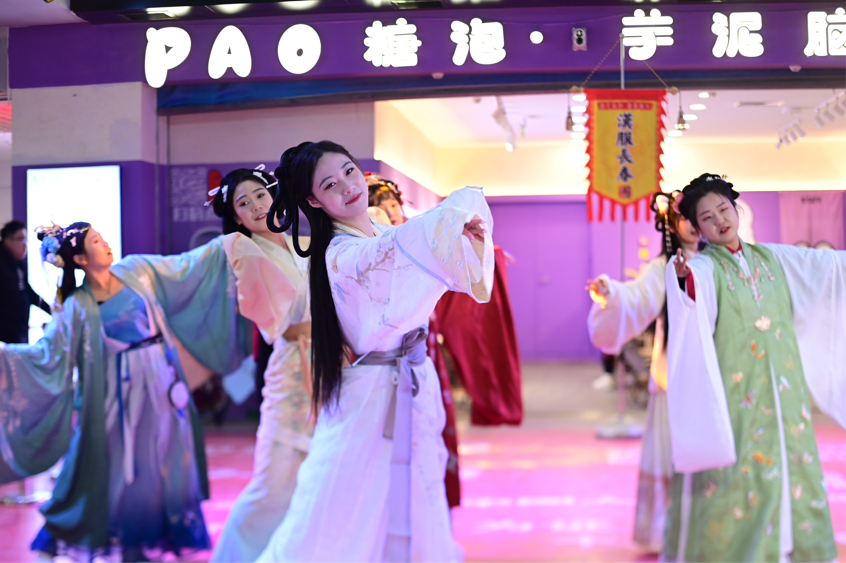 火火国风潮 青年汉服社团专场文艺演出传承传统文化