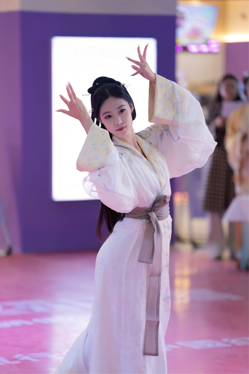 火火国风潮 青年汉服社团专场文艺演出传承传统文化