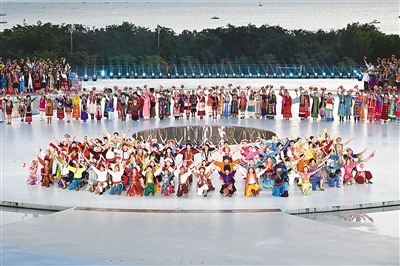 拥抱同心圆 天涯共此时——记第十二届全国少数民族传统体育运动会民族大联欢活动