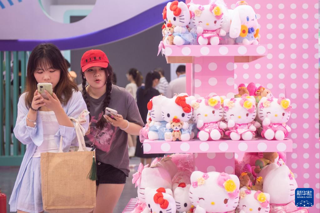 浙江杭州：第十九届中国国际动漫节开幕