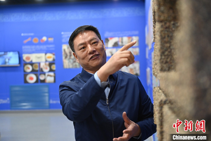 敦煌研究院汪万福：近80载炼成敦煌文保技术将与全球分享