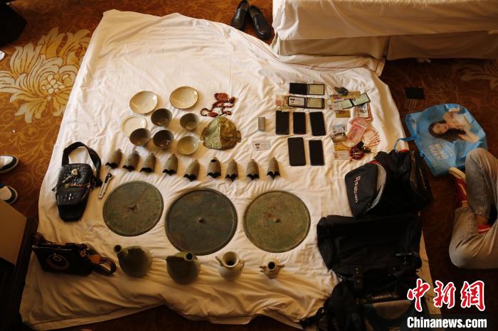查获辽金时期文物17件 内蒙古警方破获倒卖文物案
