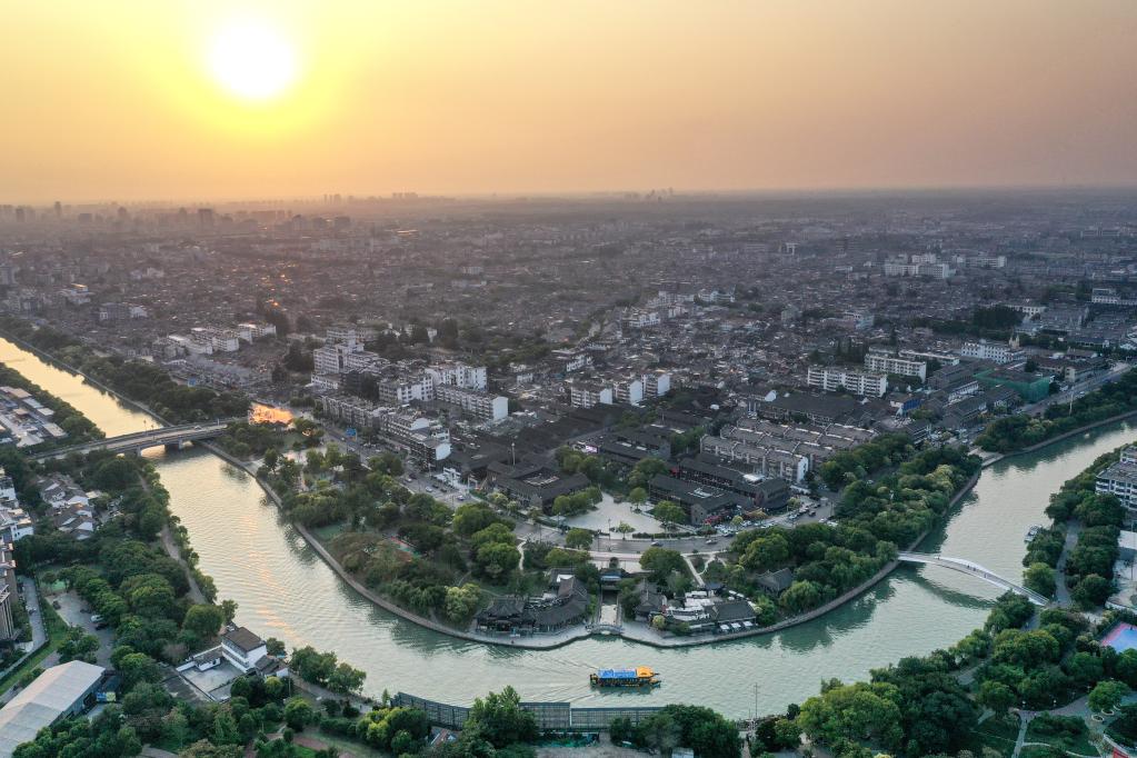 江河交汇育文昌——解码古城扬州的文化自信样本