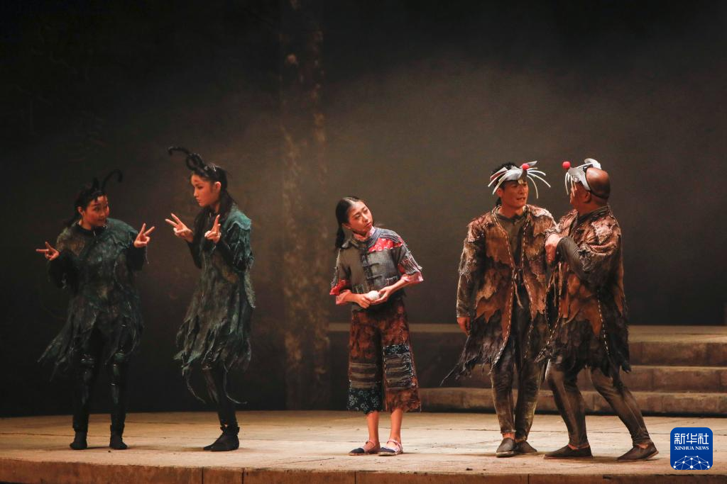 新版红色儿童剧《大豆谣》在兰州上演