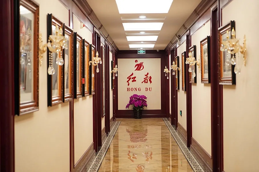 旗袍大师李侃：传统服饰不该只出现在影视剧和博物馆里