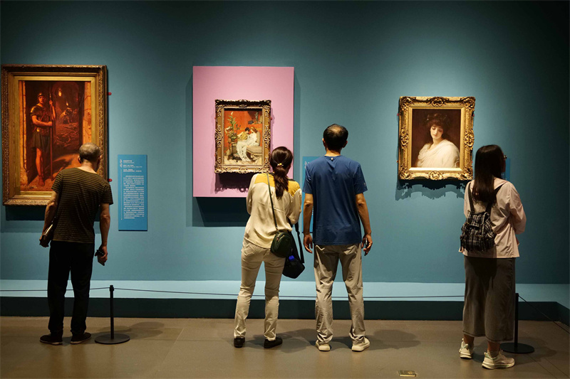 辽宁省博物馆暑假首月观众数量增长六成