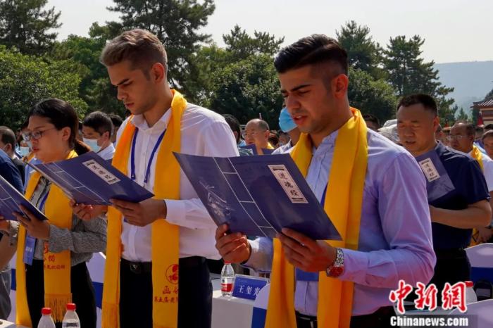 孔子的思想如何影响托尔斯泰的“人权观”？