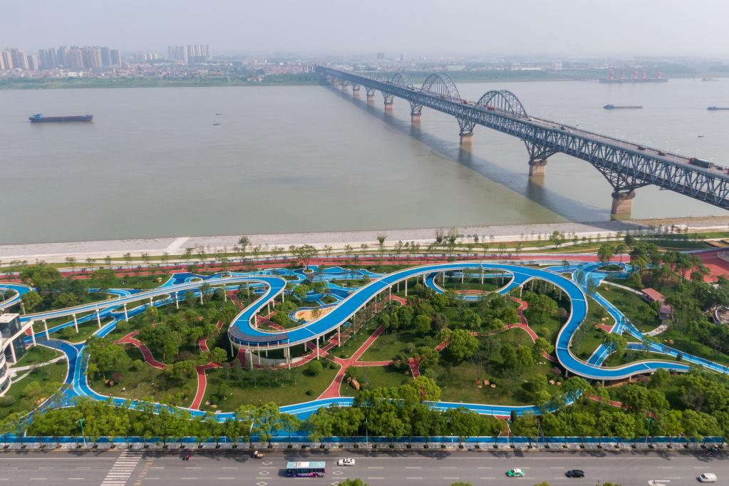 浔阳江头文化公园绘就新“琵琶行”