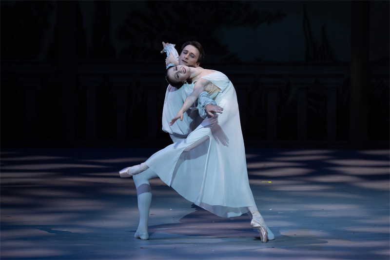 俄式芭蕾《罗密欧与朱丽叶》拉开2024国家大剧院舞蹈节序幕