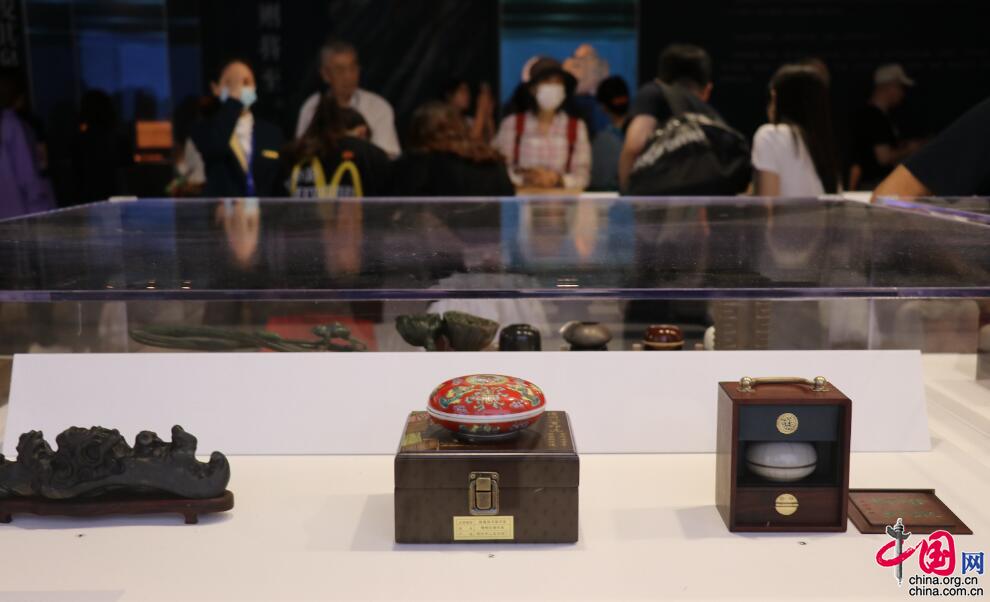 中国文房艺术展传承人文雅韵 600余件文房器物在京亮相