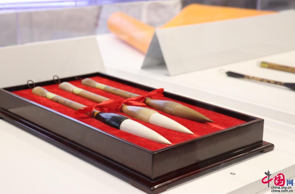 中国文房艺术展传承人文雅韵 600余件文房器物在京亮相