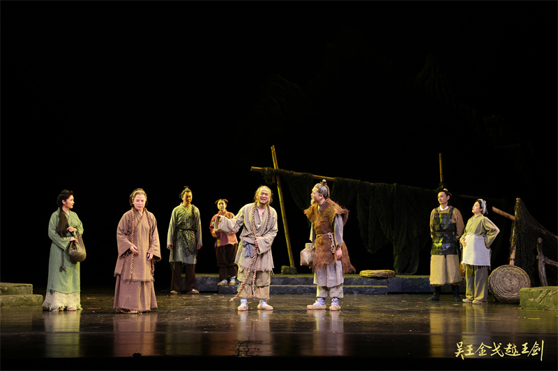 致敬蓝天野 《吴王金戈越王剑》再登北京人艺舞台