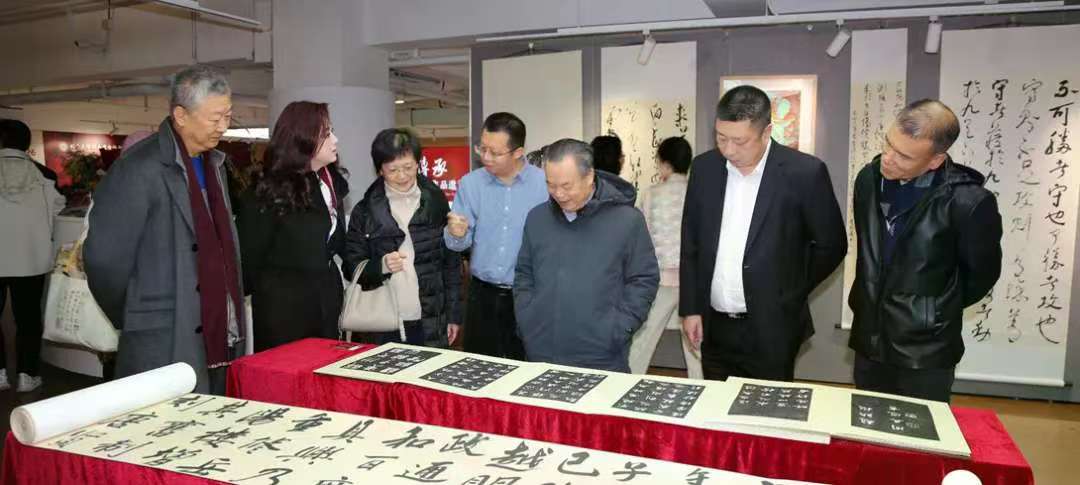 “守望与传承——2024北京大学校友书画作品邀请展”举办