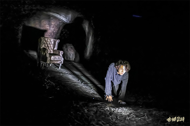 青春没有不可能 《哈姆雷特》“返场”用当下对话经典