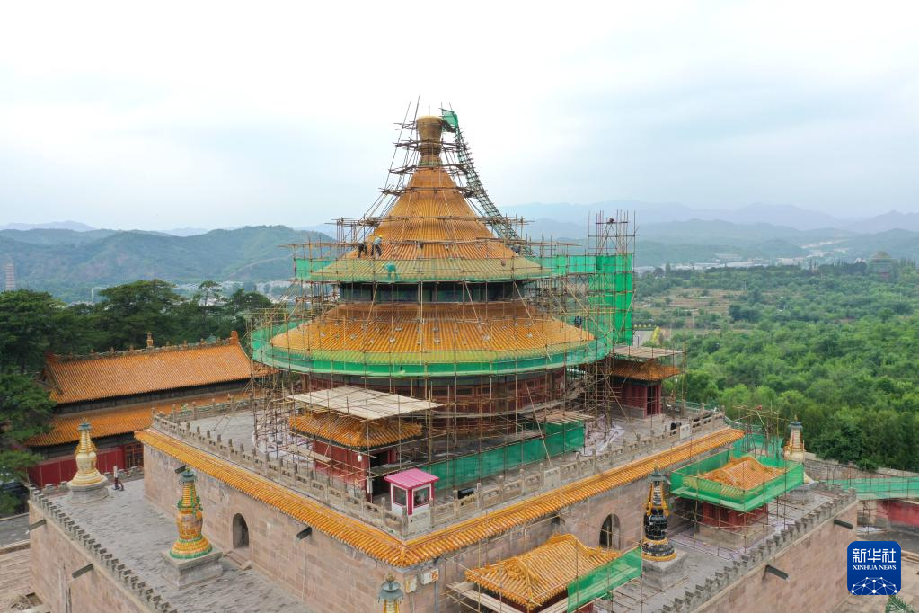 河北承德：普乐寺进行预防性保护修缮施工