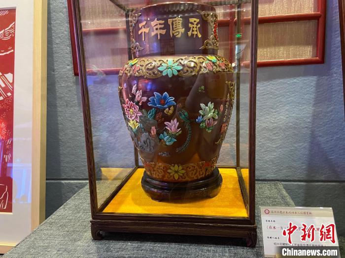 让非遗“共享” 浙江绍兴30余位传承人捐赠实物话传承