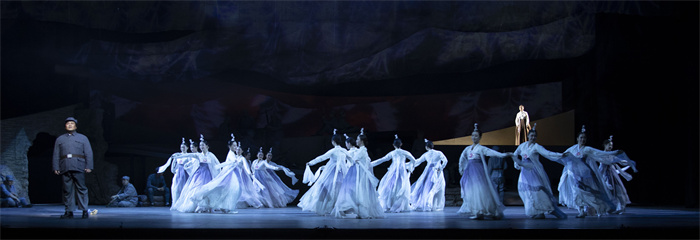 原创民族歌舞剧《郑律成》重现革命艺术家郑律成的成长历程