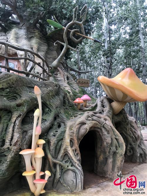 潮玩文旅融合新标杆 泡泡玛特城市乐园在京开园