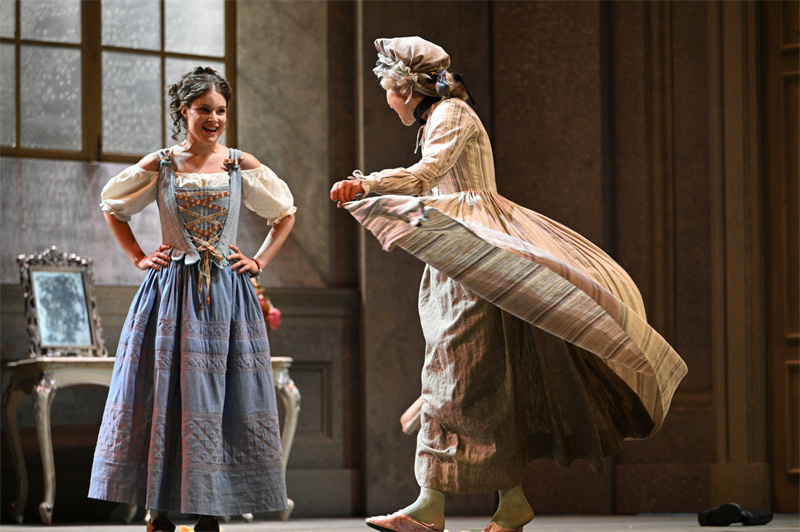 莫扎特歌剧《费加罗的婚礼》第六轮上演 “第二现场”直播蓄势待发