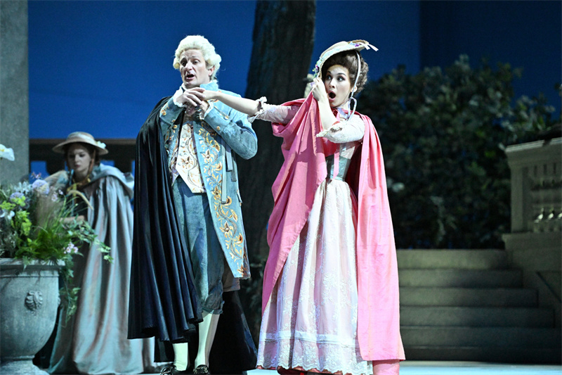 莫扎特歌剧《费加罗的婚礼》第六轮上演 “第二现场”直播蓄势待发