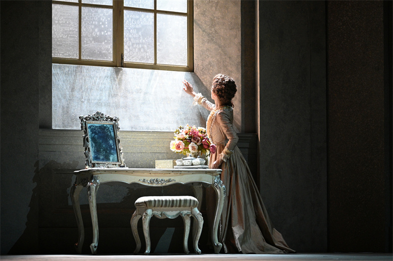 莫扎特歌剧《费加罗的婚礼》第六轮上演 “第二现场”直播蓄势待发