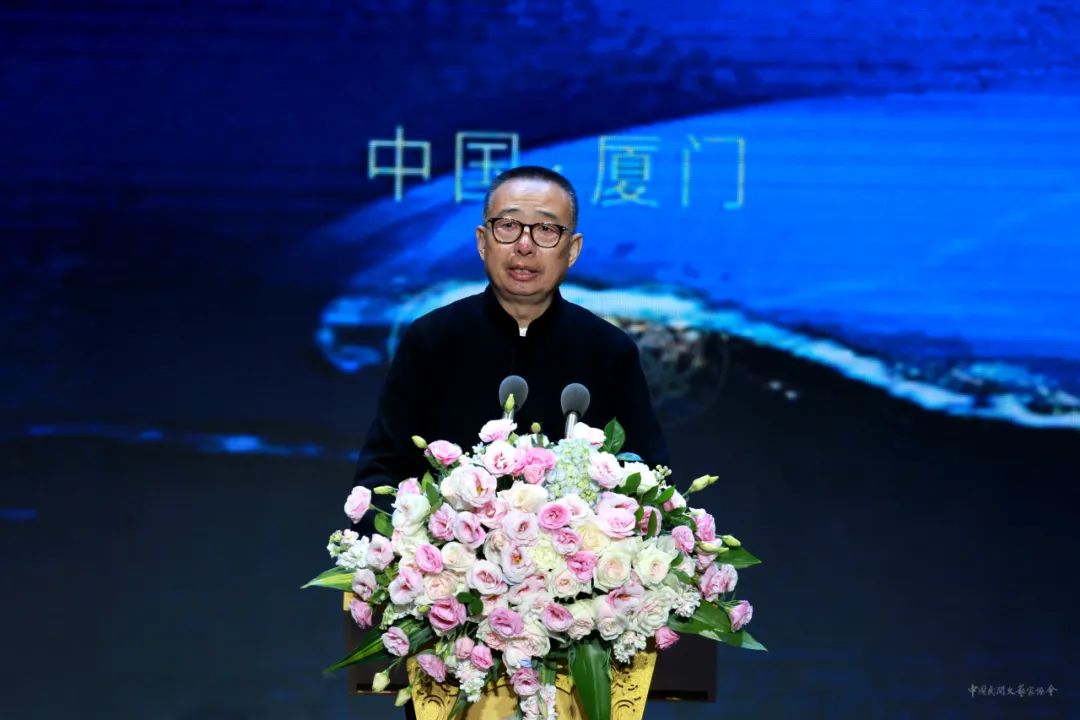 潘鲁生：坚守传统根脉，展现民艺风采